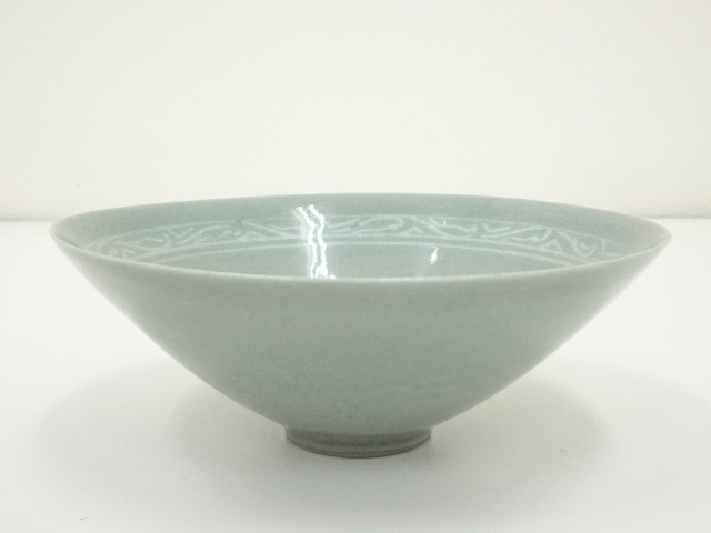 JAPANESE TEA CEREMONY / KOREAN CELADON TEA BOWL / CHAWAN
